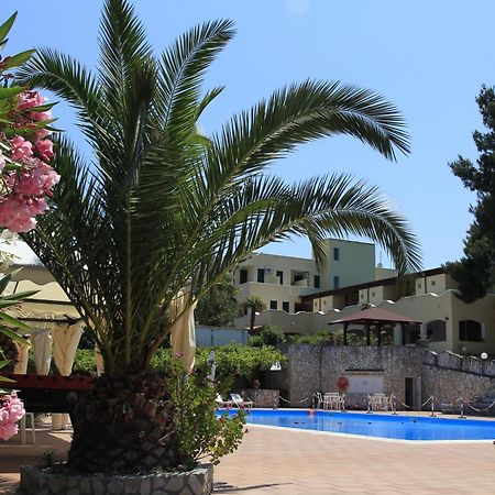 Hotel Club Bellavista Весте Екстериор снимка