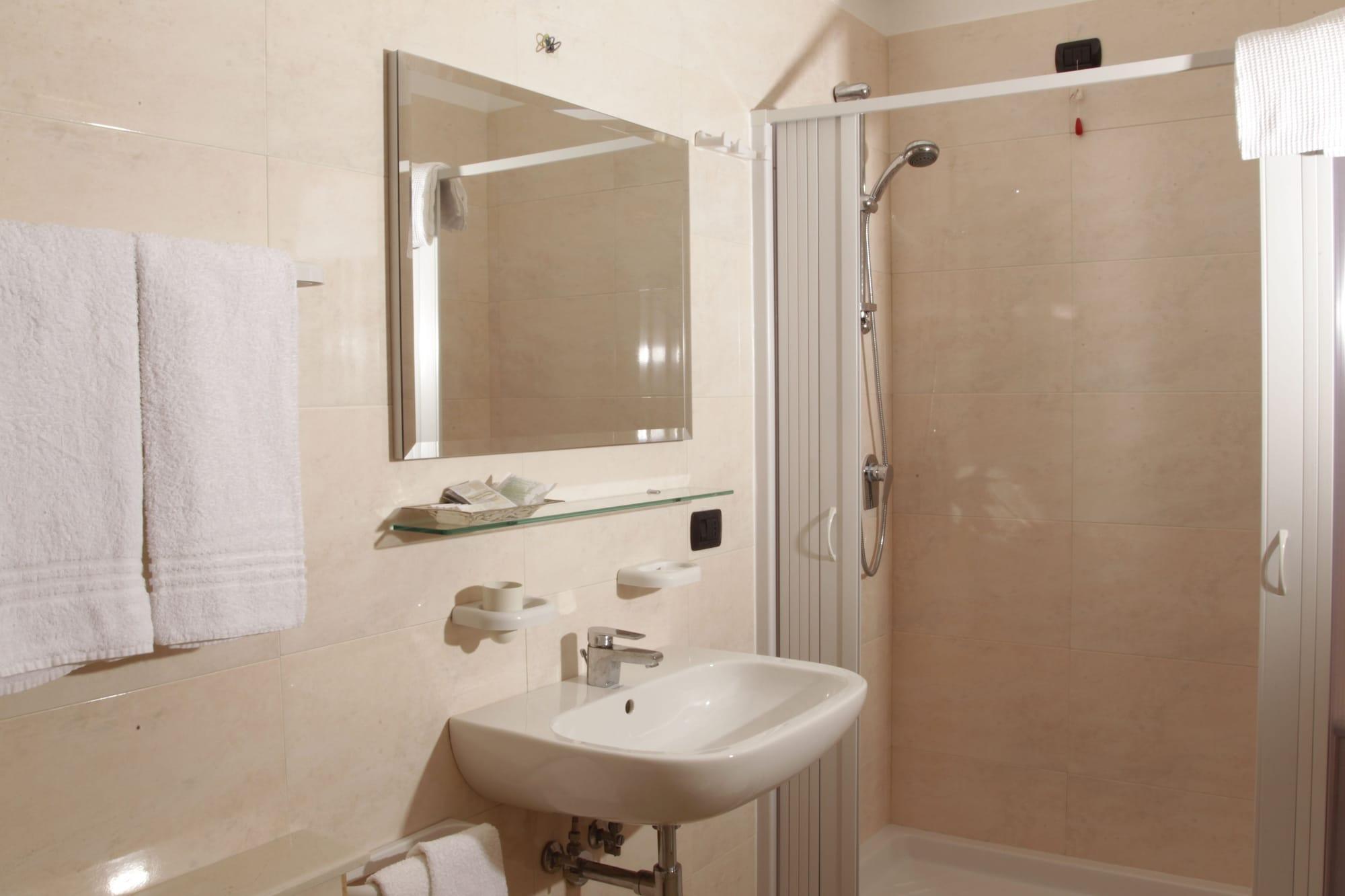 Hotel Club Bellavista Весте Екстериор снимка