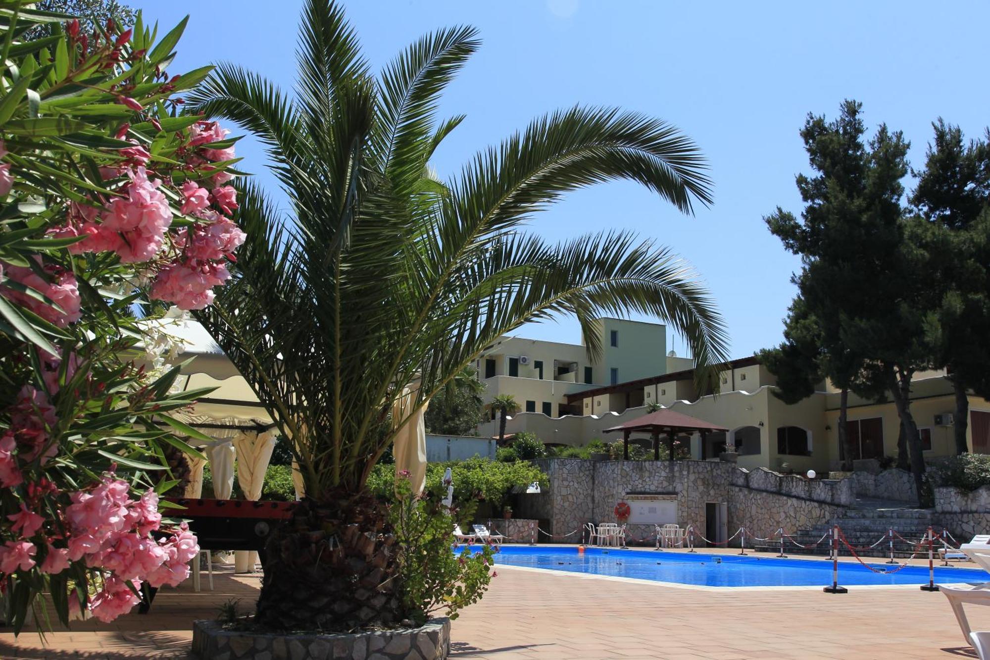 Hotel Club Bellavista Весте Екстериор снимка
