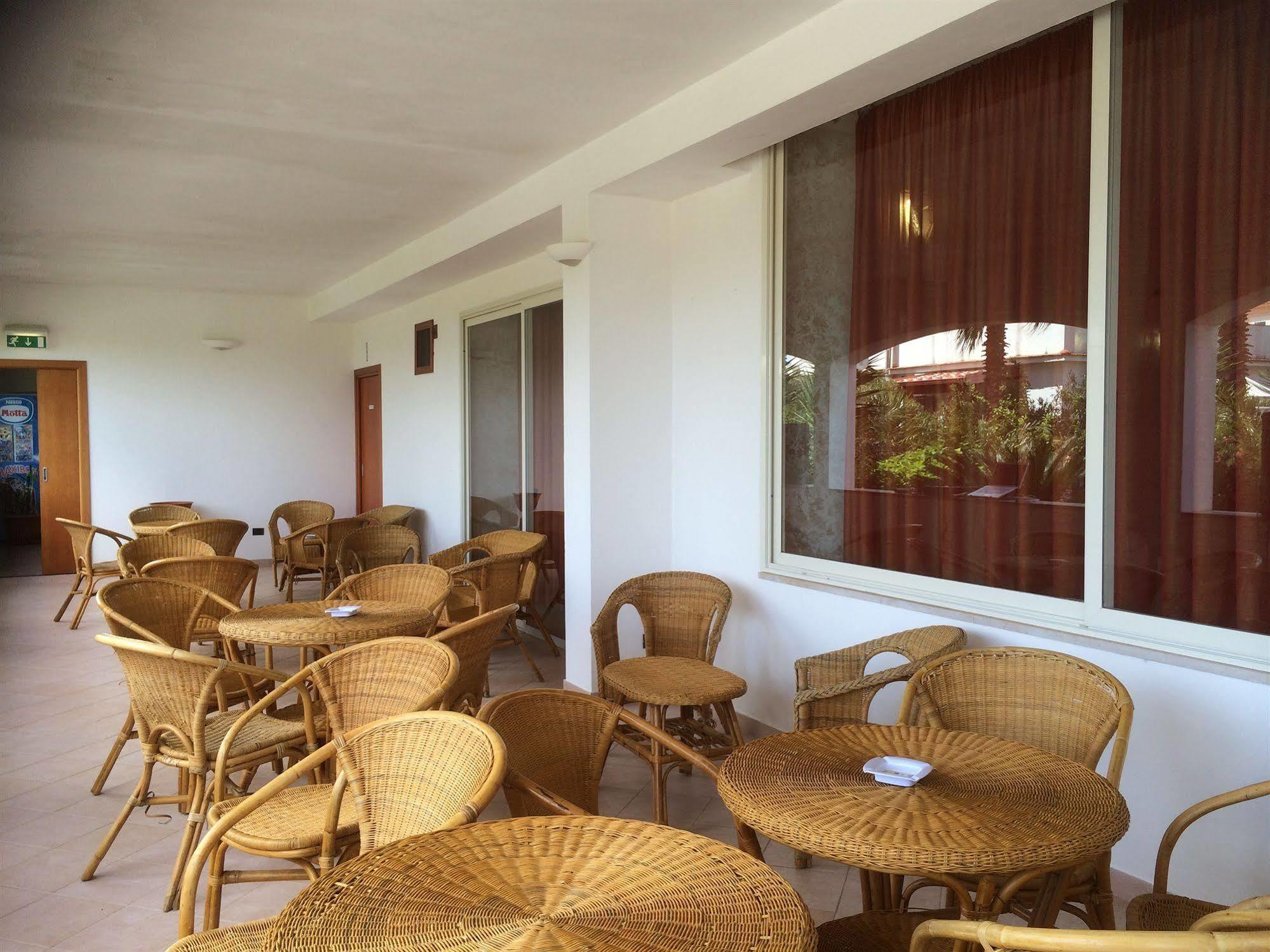 Hotel Club Bellavista Весте Екстериор снимка