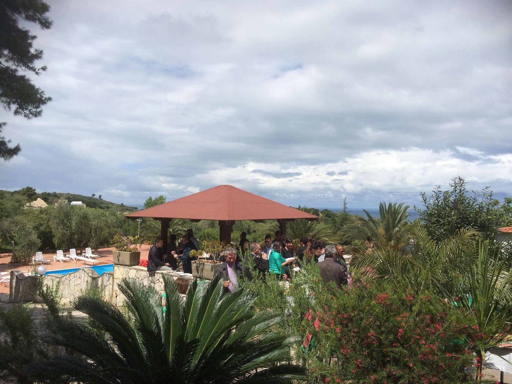 Hotel Club Bellavista Весте Екстериор снимка